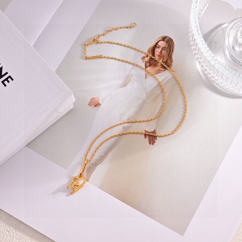 Ce1i*e necklaces